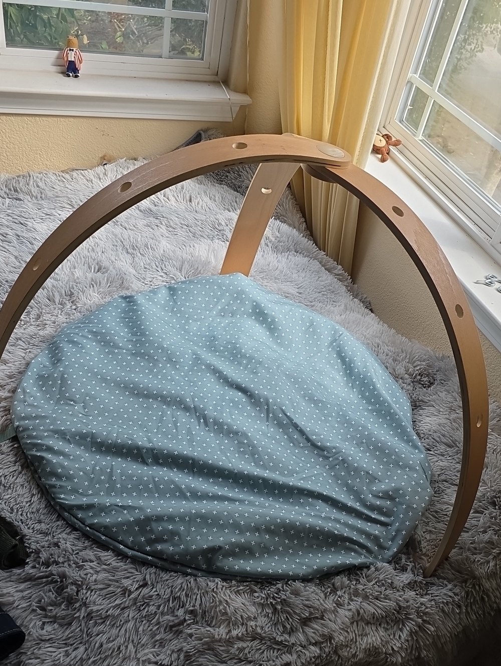 Wooden Baby Play Arch with Light Blue Star Play Mat